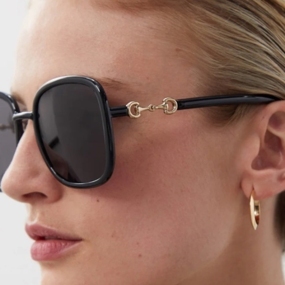 NWT Gucci GG 0893S-001-57 Black Oversized 57mm Sunglasses